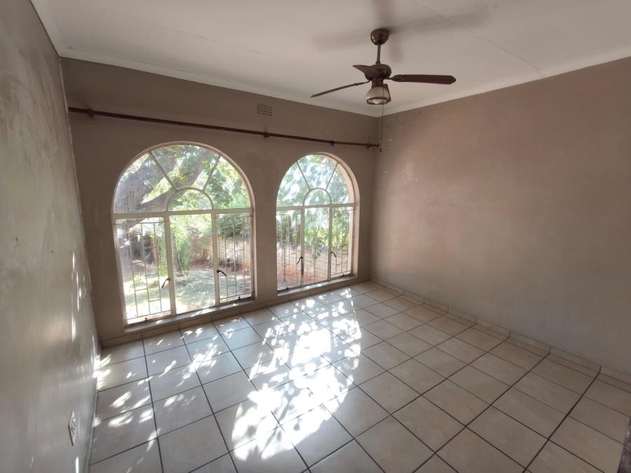 To Let 3 Bedroom Property for Rent in Safari Gardens North West